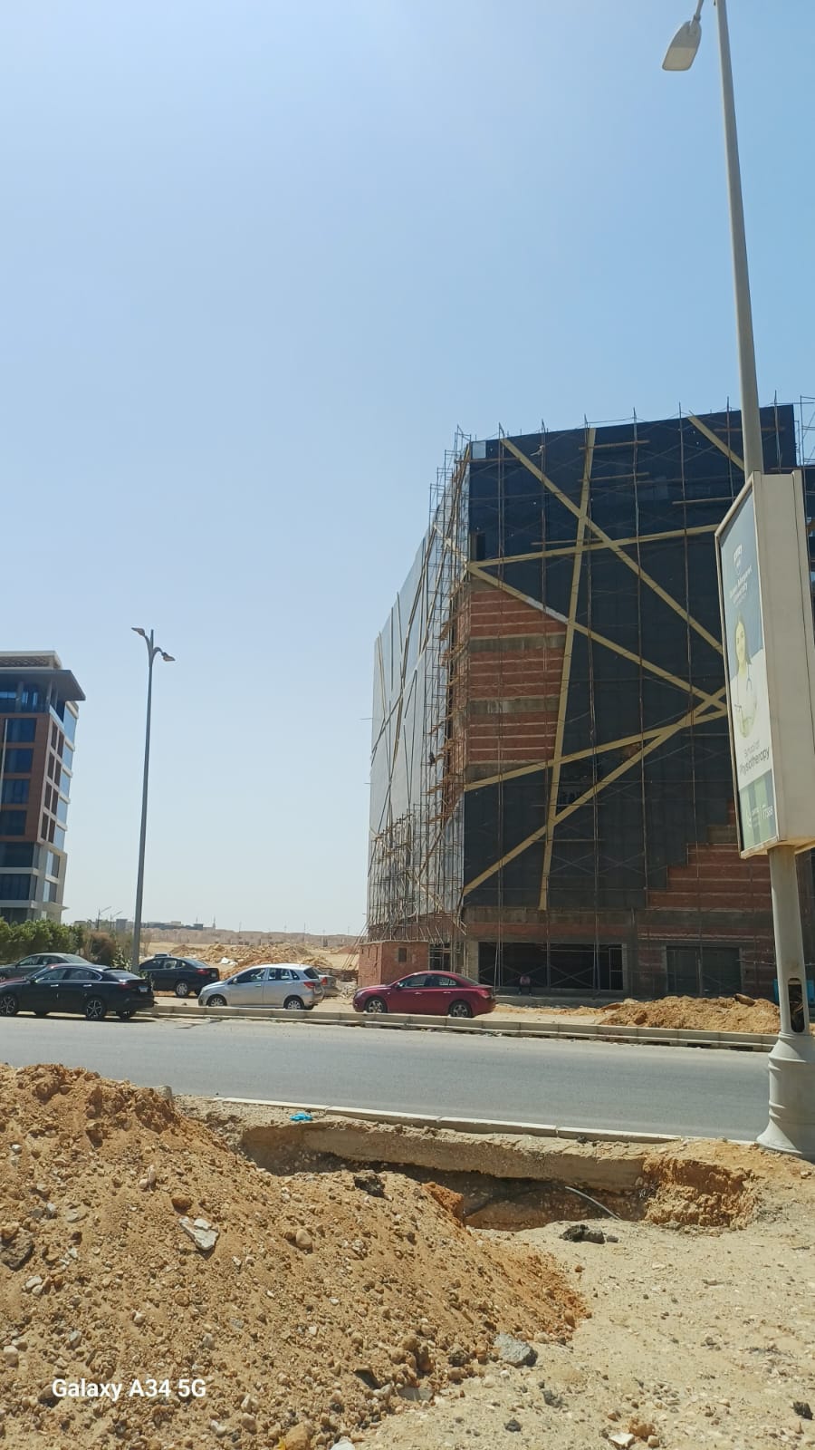 فرصة استثمارية :بيع المساحات المتبقية بمشروع "سوق الذهب" من قلب العاصمه الاداريه بموقع متميز ، أول مشروع متخصص في تجارة المجوهرات في مصر بمواصفات عالمية